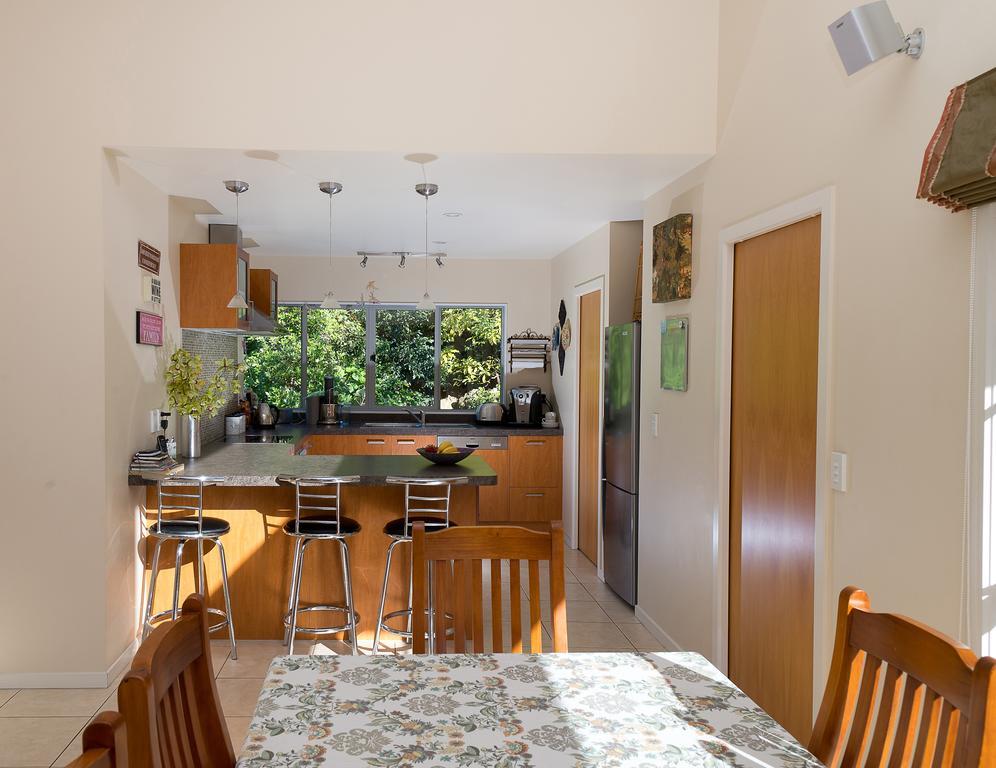 By The Park B & B Уангарей Екстериор снимка
